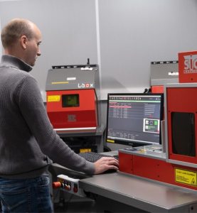 machine de marquage et de gravage laser pour l'industrie